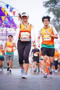 BIB: 10353, 10912
                            <button type="button" onclick="openModal(9936657)" class="btn btn-primary btn-sm float-right btn-popup" data-toggle="modal" data-target=".modal-high-quality">
                        <i class="fas fa-shopping-cart"></i> Add to Cart
                    </button>
                                            <button type="button" onclick="isThisMe(9936657, true)" class="btn btn-success btn-sm float-right btn-popup btn-isme hidden" data-toggle="tooltip" data-placement="bottom" title="นี่คือรูปของคุณใช่ไหม คลิกที่นี่เพื่อเอาเข้าอัลบั้ม">
                        <i class="fas fa-plus"></i> Add to album
                    </button>
                    <button type="button" onclick="isThisMe(9936657, false)" class="btn btn-warning btn-sm float-right btn-popup btn-isnotme hidden">
                        <i class="fas fa-ban"></i> Remove from album
                    </button>